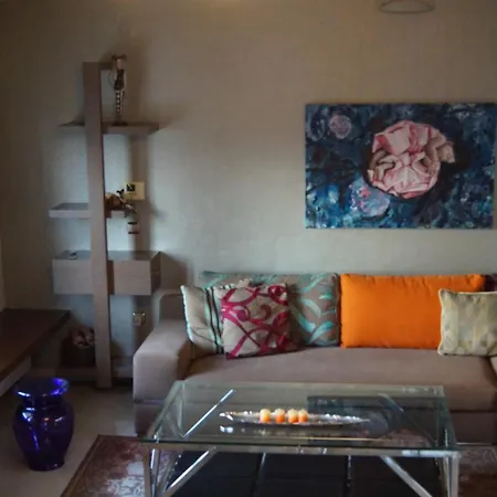 Infinite Blue Horizon Elegance Hospitality Villa *